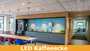 Kaffeeecke / Büroküche / Pausenraum - Aufenthalts- und Sozialräume, Herz vieler Büros, separate Bereiche mit gemütlicher Beleuchtung