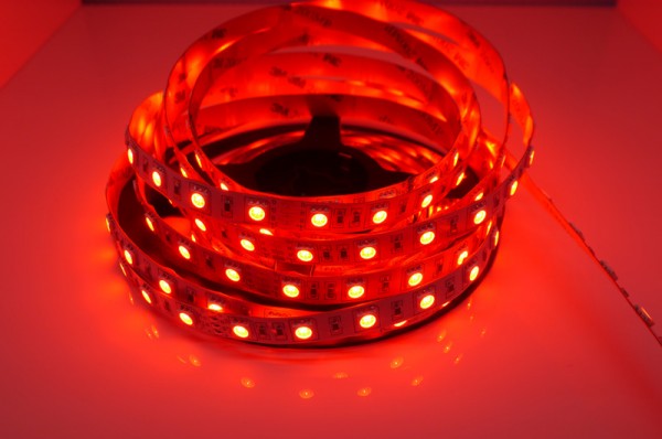 XQ Eco LED-Streifen, 80LEDs/m, rot, 4,8W/m, 12V
