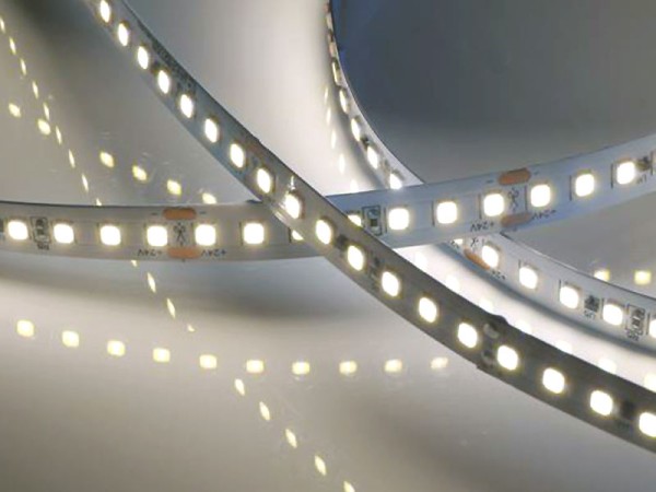 Premium LED-Streifen, 4000K neutralweiß, 3780lm/m, 28.8W/m, CRI>90, 140LEDs/m, 24V