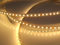 Eco-HD LED-Streifen, 3000K warmweiß 1848lm/m, 11,5W/m, 112LEDs/m, 24V Eco-HD LED-Streifen, 3000K warmweiß 1848lm/m, 11,5W/m, 112LEDs/m, 24V