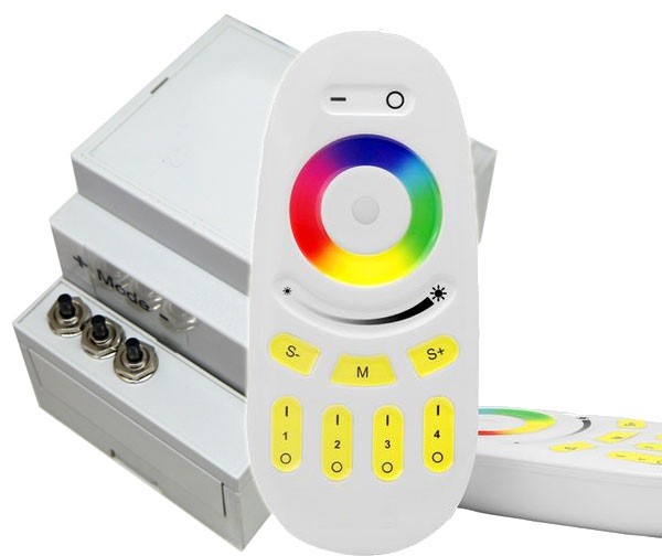 XQproEmotion LED-Lauflicht Controller R mit Fernbedienung